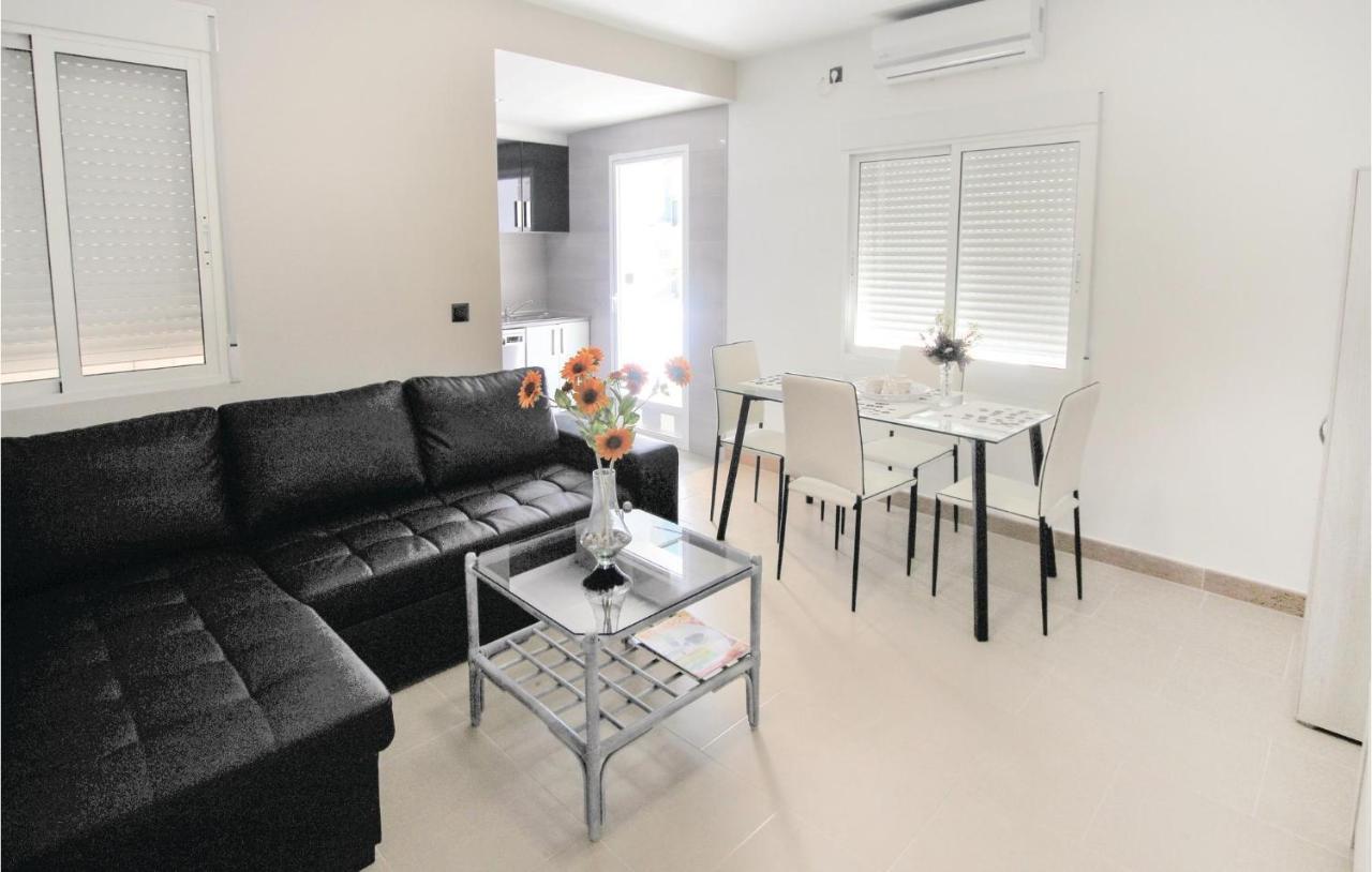 3 Bedroom Gorgeous Apartment In Alicante Exteriör bild